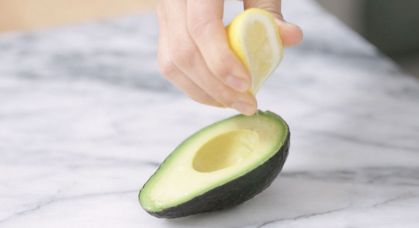 How To Keep Avocado From Turning Brown • The Wicked Noodle