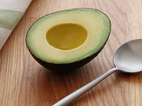 "avocado nutrition"