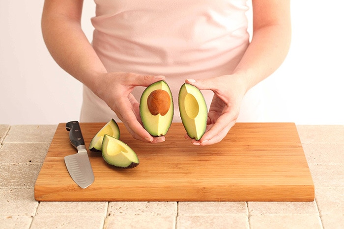 quartering-avocado-cutting.jpg