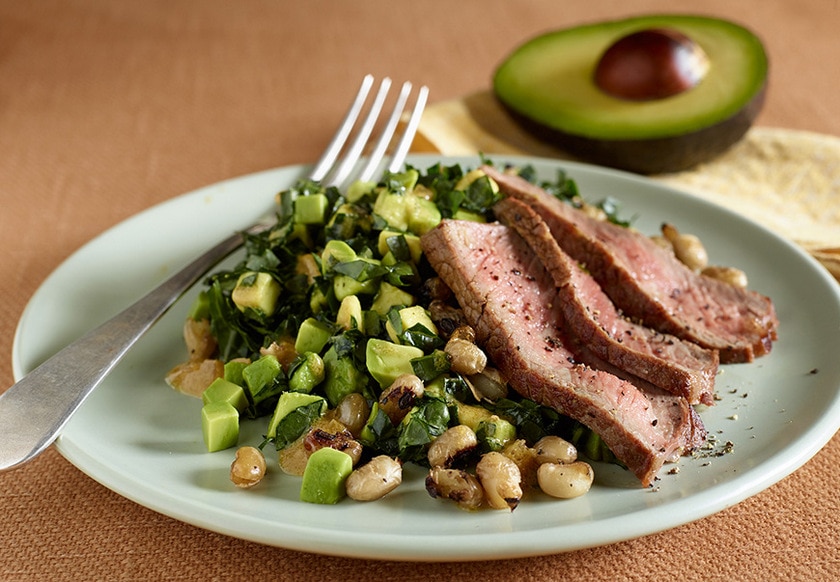 https://californiaavocado.com/wp-content/uploads/2020/07/steak-with-black-eyed-peas-and-kale-salad.jpeg